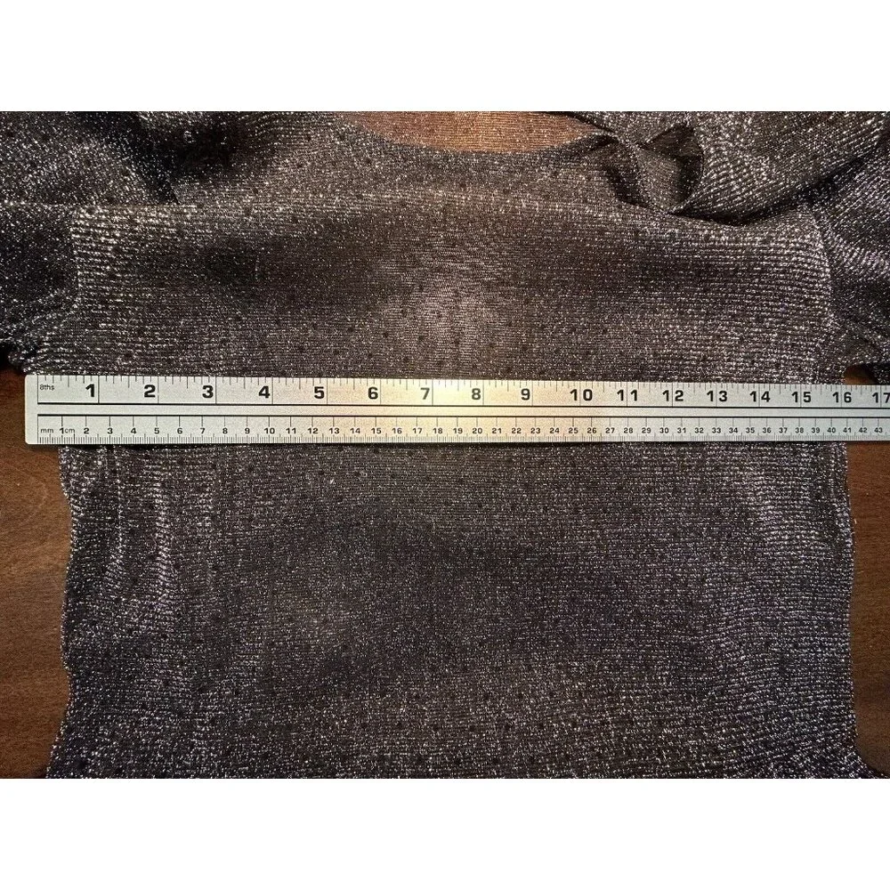Soaked in luxury Sz.M Metallic Silver Black NWT Suitable For All Holiday Events - Picture 14 of 16